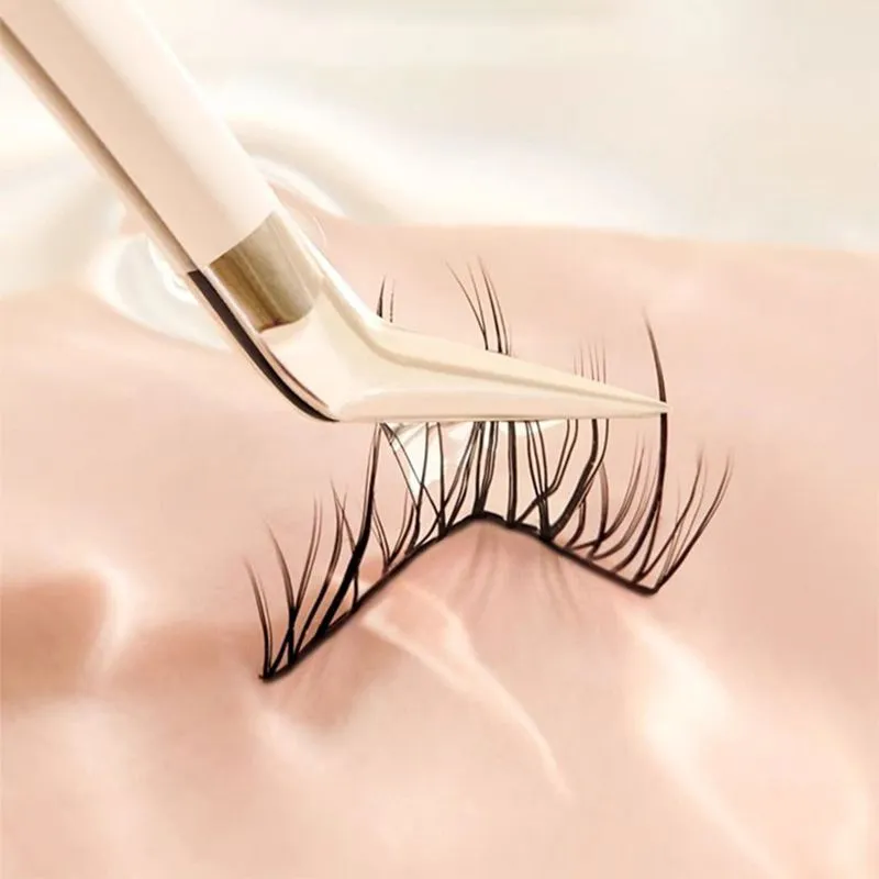 Buy 1 Get 1 FreeWaterproof Glue-free Realistic False Eyelashes