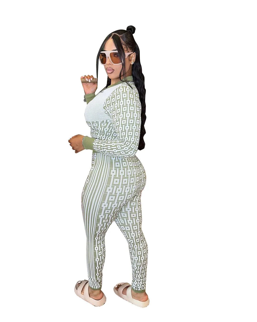 MB FASHION Geometric Patterned Crop Top and High-Waist Pants Set 2 PCS SET 8229LY
