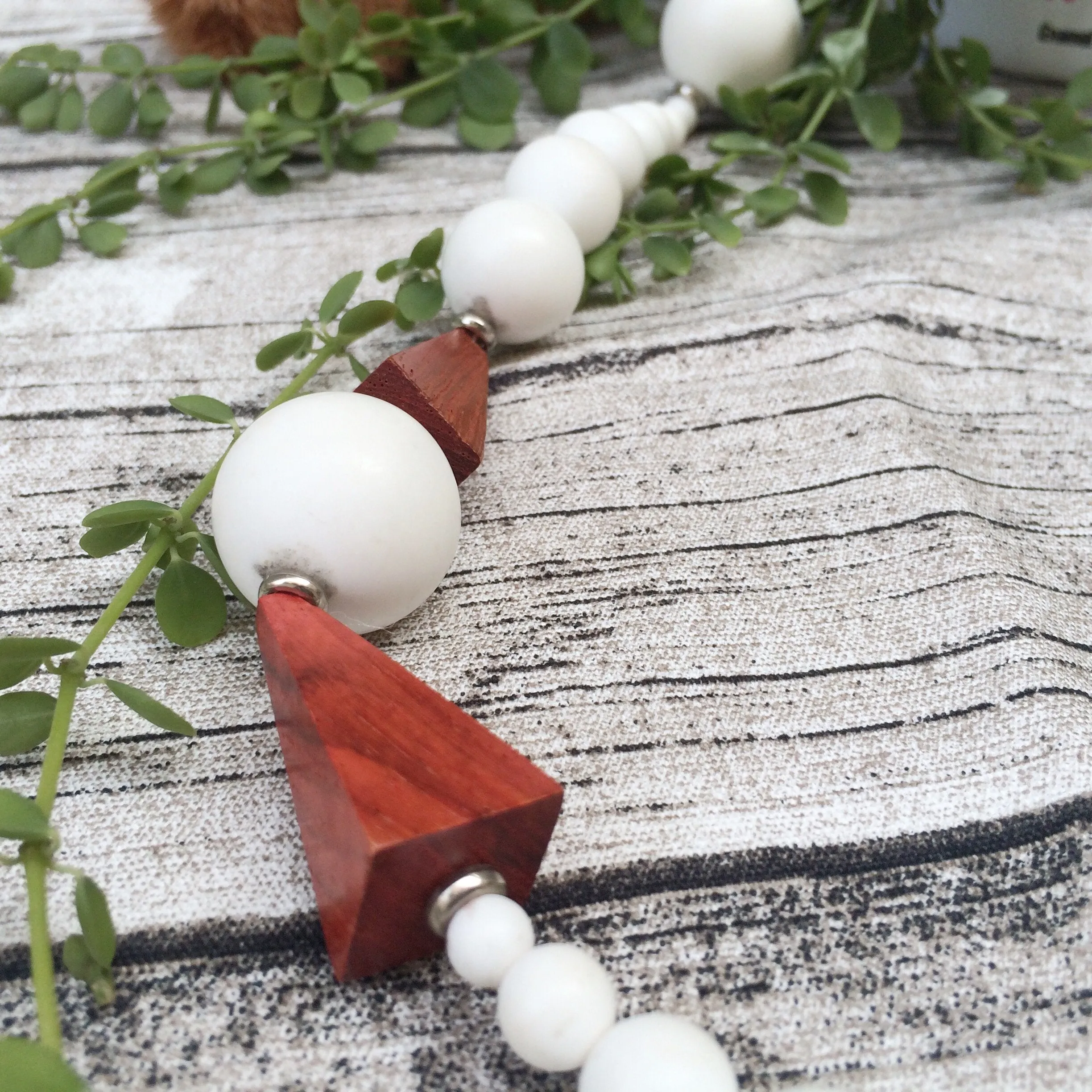 Triangle Bits & Bobs | Vintage mid-century Atomic mod age Geometric Shapes and Plastic beaded chunky necklace