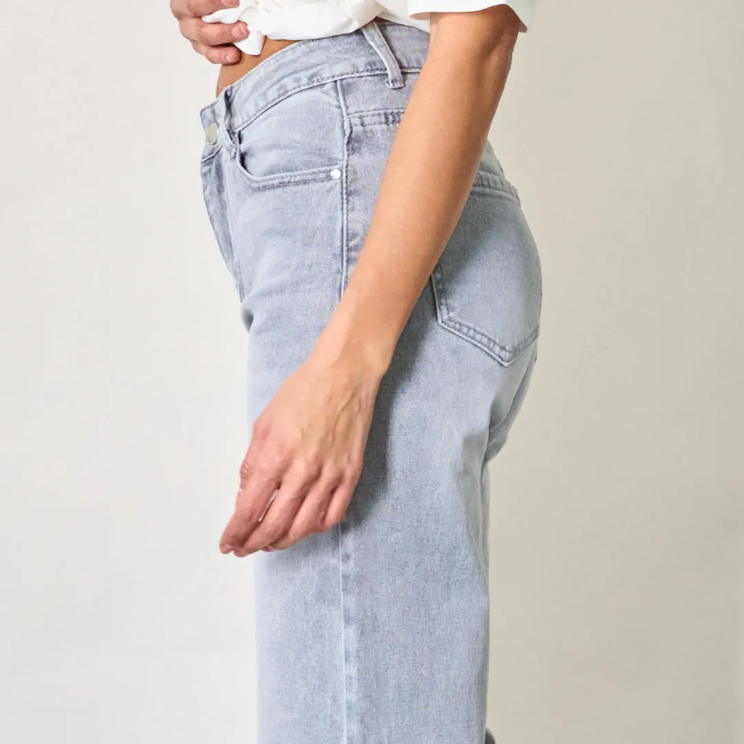 Wide-leg washed denim jeans wholesale