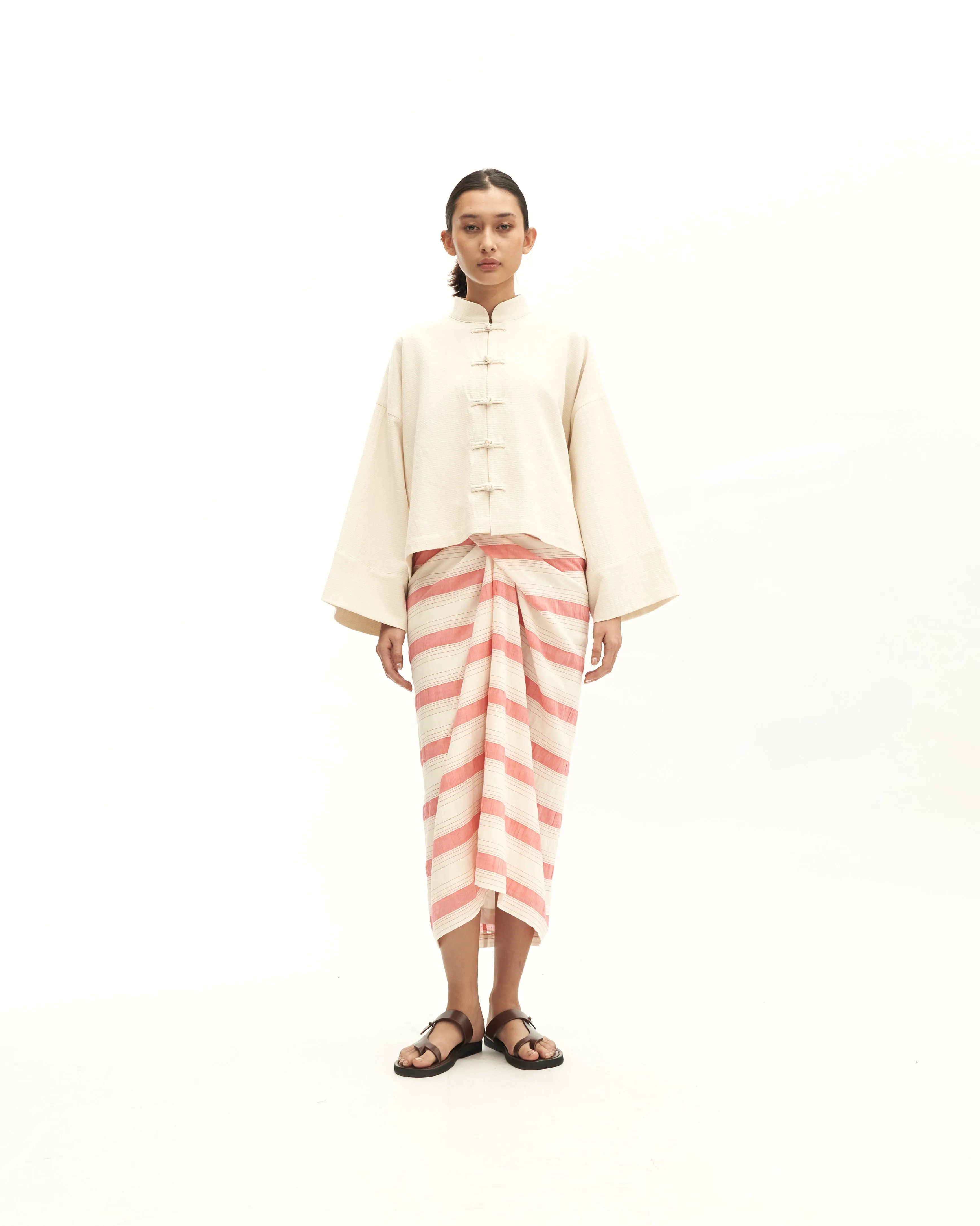 Women: Sulam Boxy Top (Red)