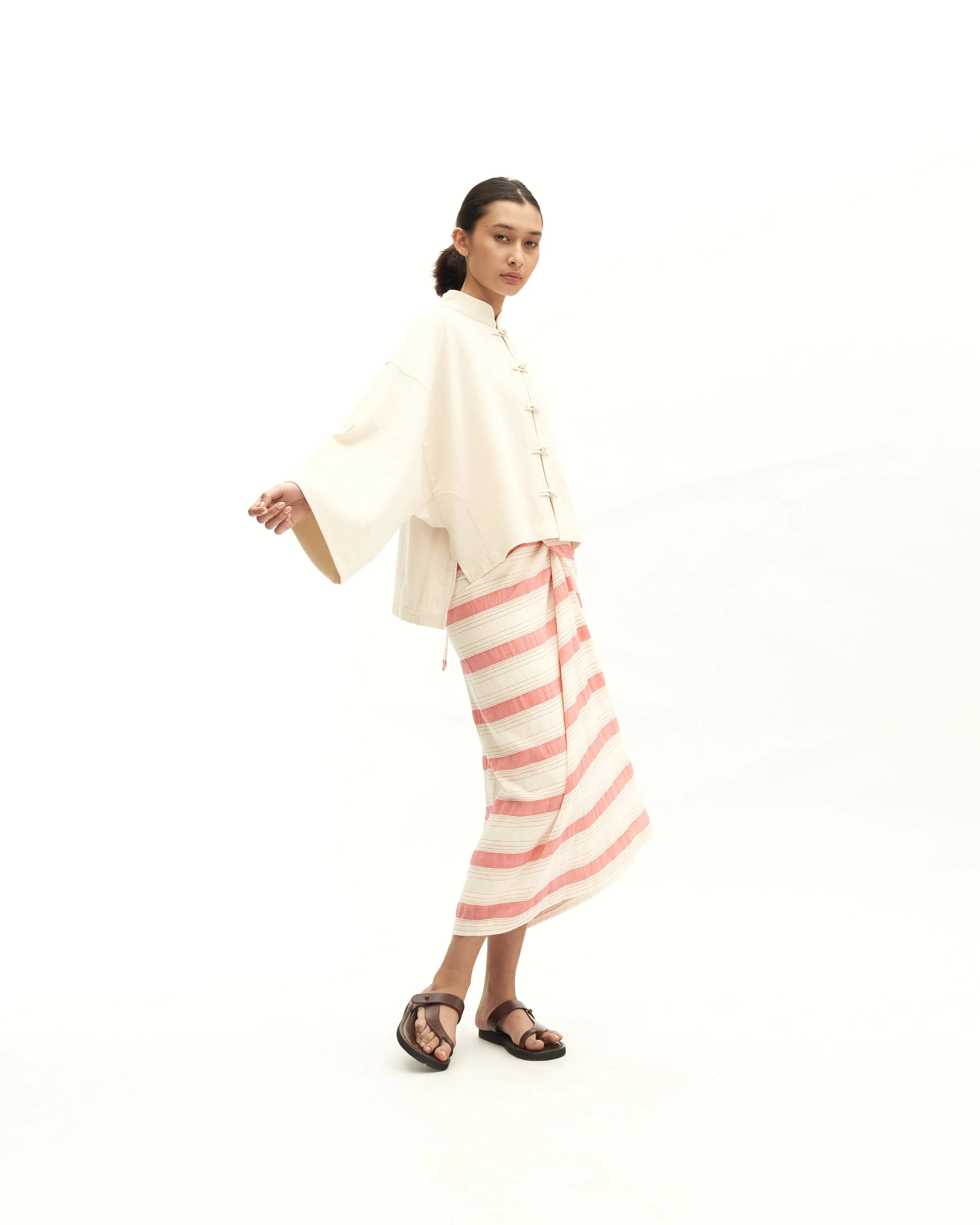 Women: Sulam Boxy Top (Red)